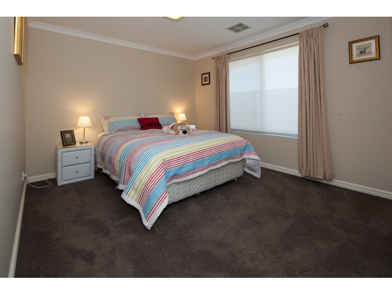 44 Cave Loop, Yanchep WA 6035