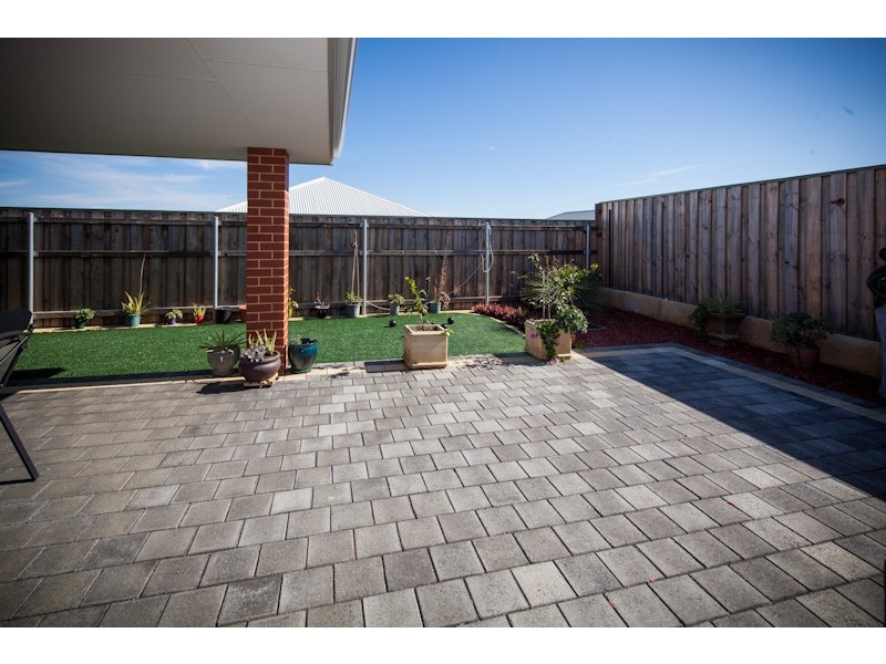 44 Cave Loop, Yanchep WA 6035