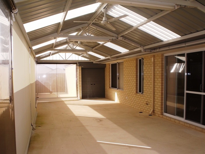 8 Fedamore Approach, Ridgewood WA 6030