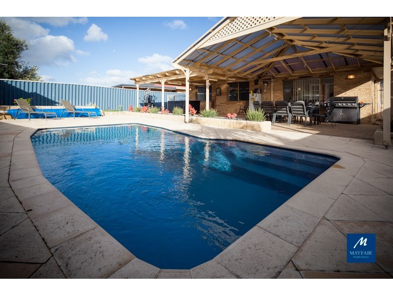 28 Merrang Circuit, Carramar WA 6031