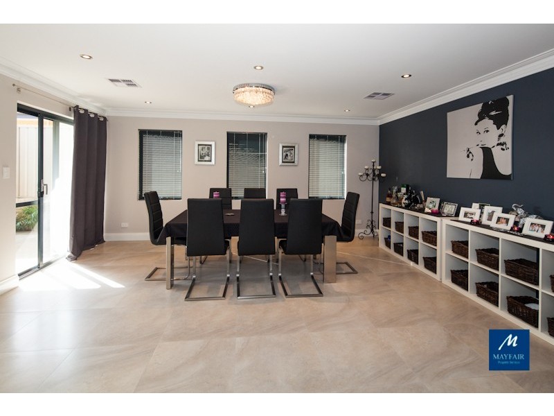 1 Stingray Way, Jindalee WA 6036