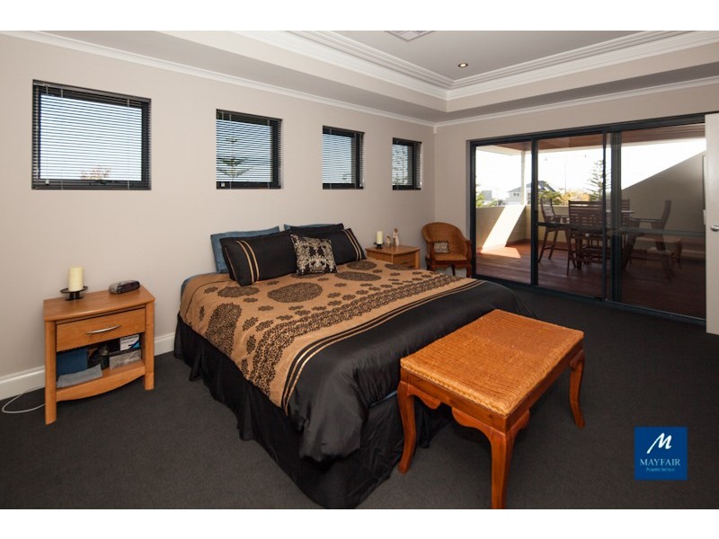 1 Stingray Way, Jindalee WA 6036