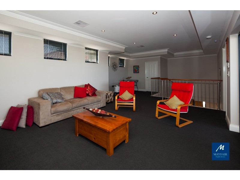 1 Stingray Way, Jindalee WA 6036