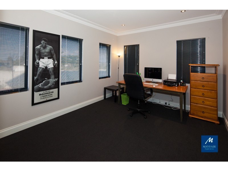 1 Stingray Way, Jindalee WA 6036