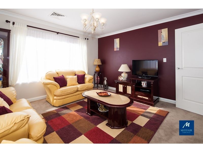 18 Dotterel Green, Jindalee WA 6036