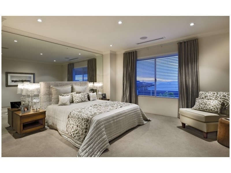 265 Santa Barbara Parade, Jindalee WA 6036