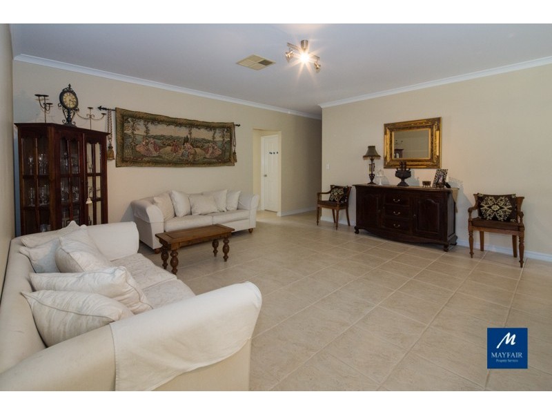 6 Bramshott Approach, Butler WA 6036