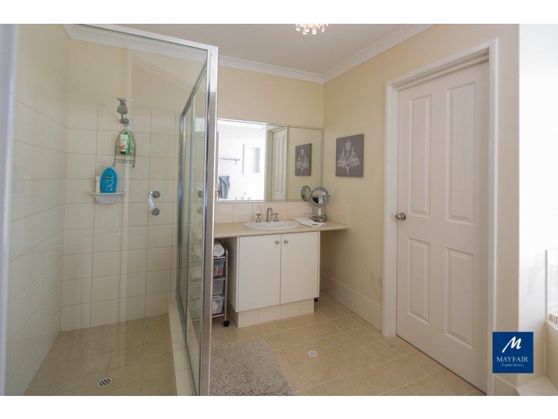 6 Bramshott Approach, Butler WA 6036