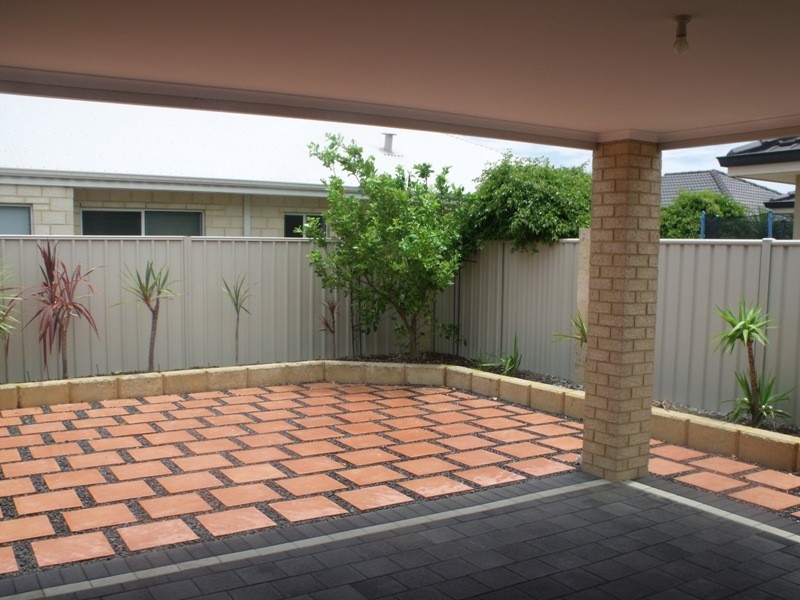 15 Masthead Close, Jindalee WA 6036