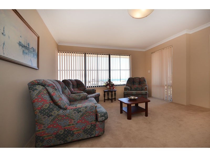 2 Royal James Court, Quinns Rocks WA 6030