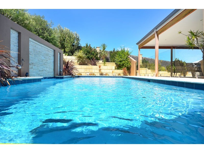 2 Royal James Court, Quinns Rocks WA 6030