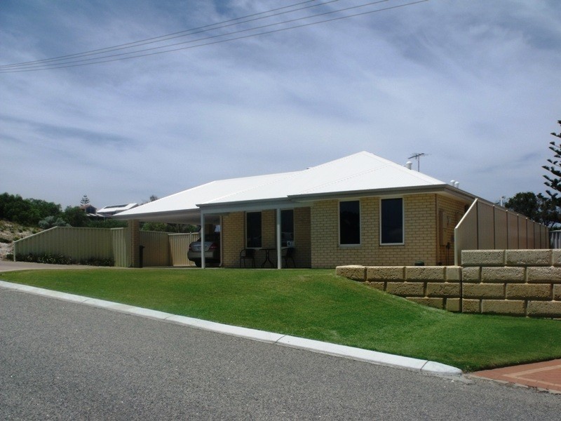 4 Mary Street, Quinns Rocks WA 6030