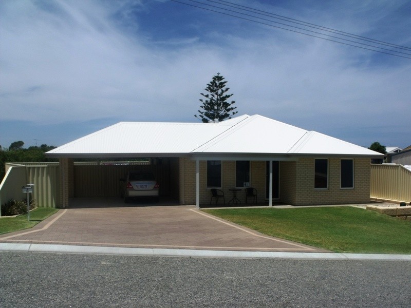 4 Mary Street, Quinns Rocks WA 6030