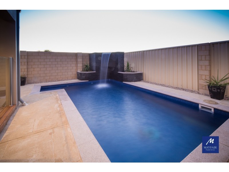 76 Roundhouse Parade, Jindalee WA 6036