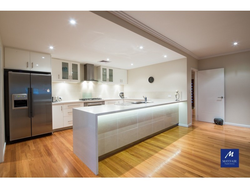 76 Roundhouse Parade, Jindalee WA 6036