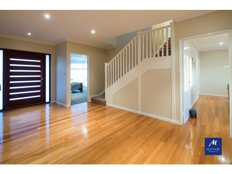 76 Roundhouse Parade, Jindalee WA 6036