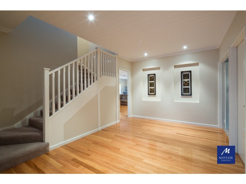 76 Roundhouse Parade, Jindalee WA 6036