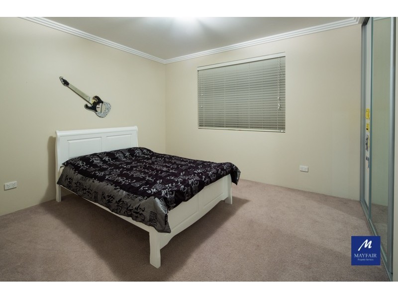 76 Roundhouse Parade, Jindalee WA 6036