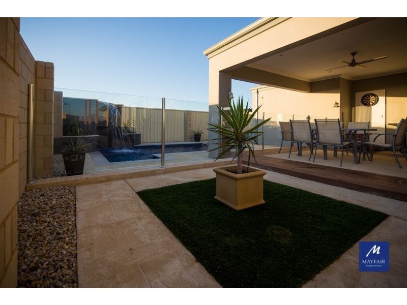 76 Roundhouse Parade, Jindalee WA 6036