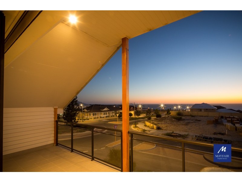 76 Roundhouse Parade, Jindalee WA 6036
