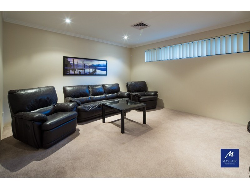76 Roundhouse Parade, Jindalee WA 6036