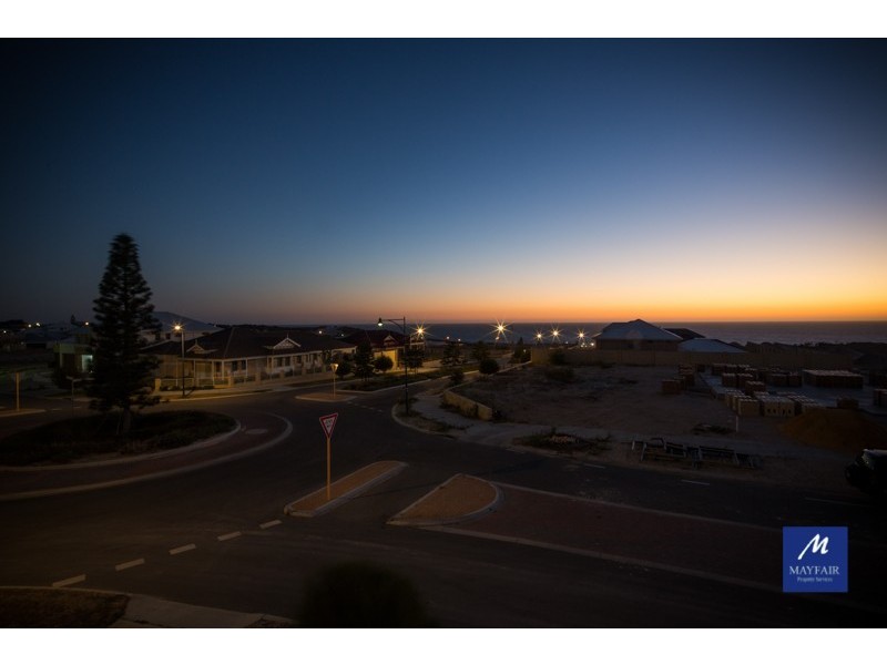 76 Roundhouse Parade, Jindalee WA 6036