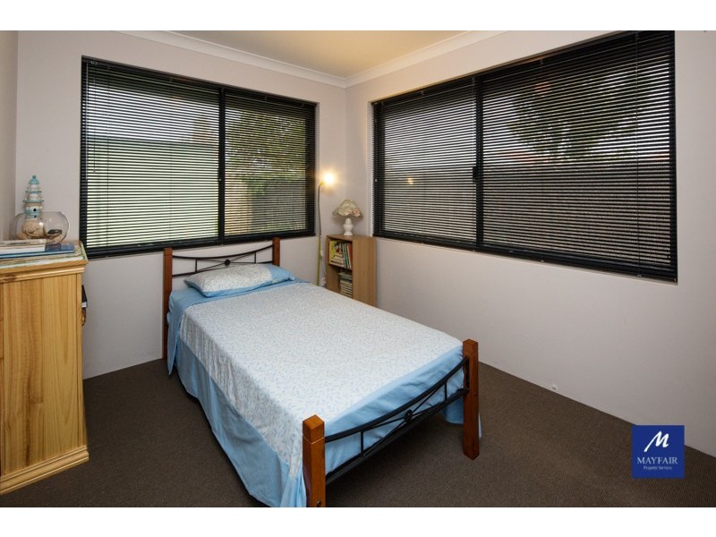 17 Peaslake Street, Butler WA 6036