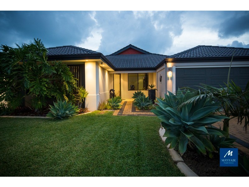 25 Fairbourne Approach, Butler WA 6036