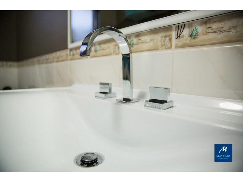 25 Fairbourne Approach, Butler WA 6036