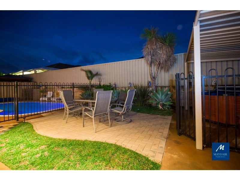 25 Fairbourne Approach, Butler WA 6036