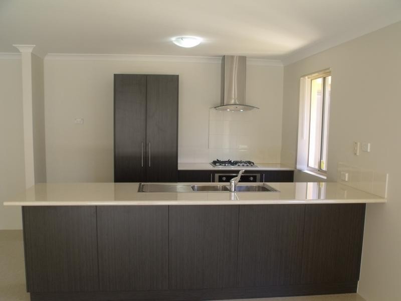 43 Oakbank Crescent, Butler WA 6036