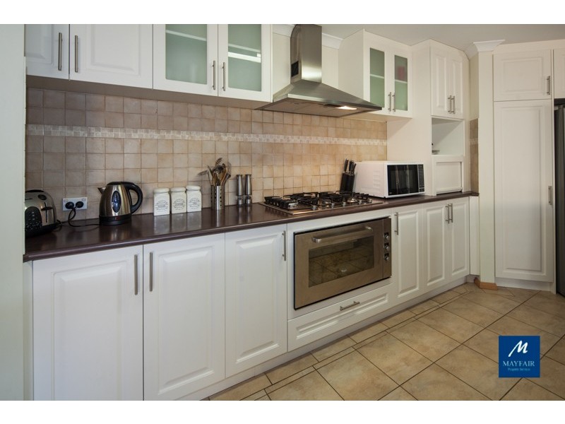 41 Crown Point Crescent, Butler WA 6036