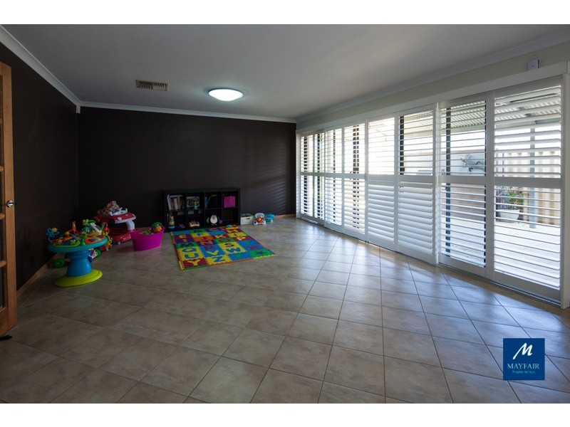 41 Crown Point Crescent, Butler WA 6036