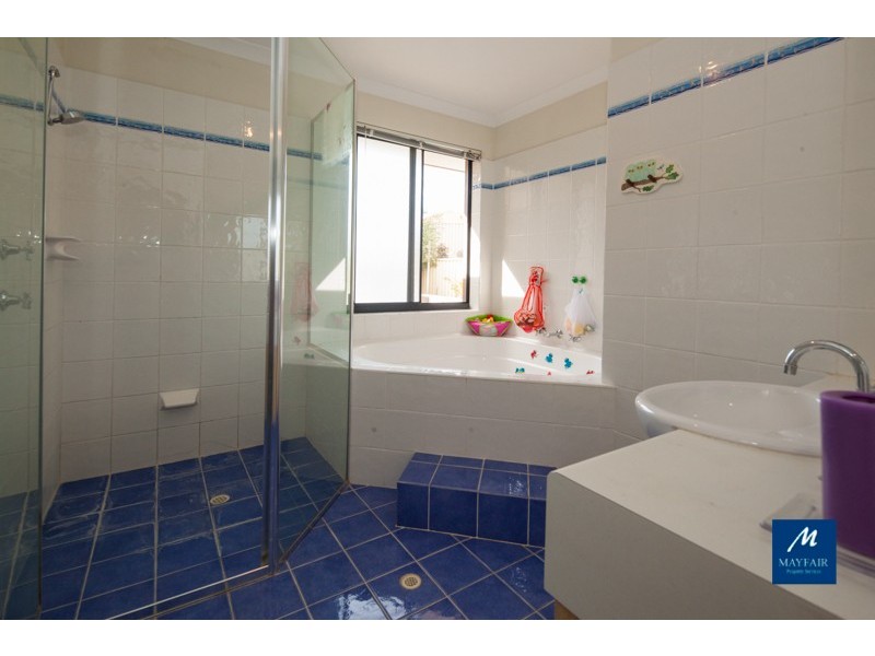 41 Crown Point Crescent, Butler WA 6036