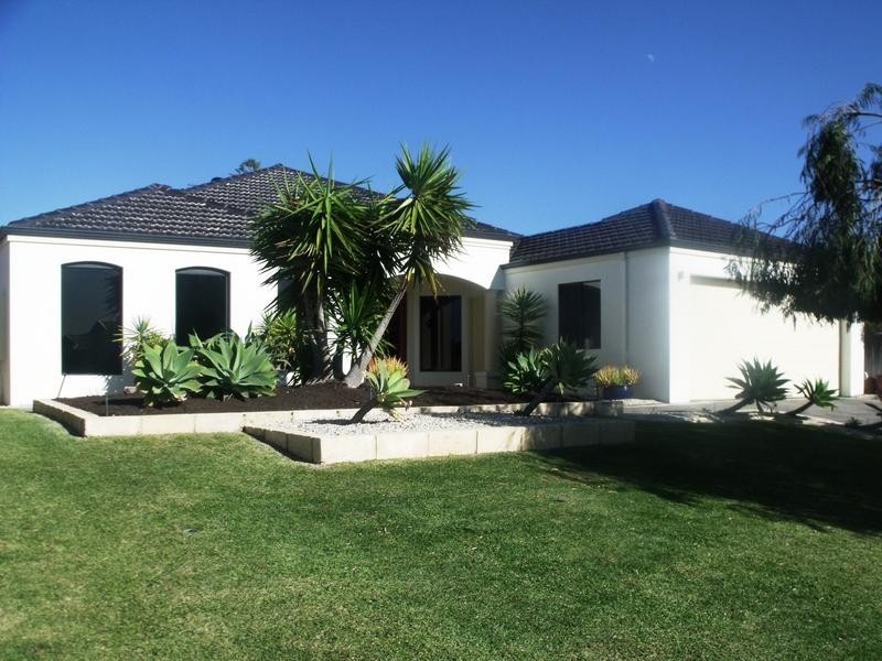 14 Karalla Elbow, Quinns Rocks WA 6030