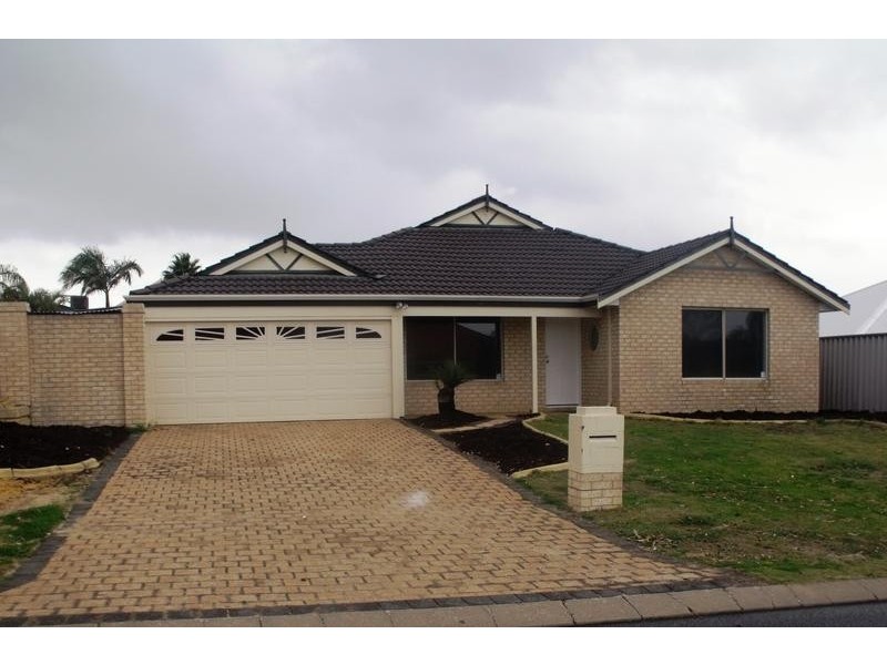 122 Balladong Loop, Carramar WA 6031