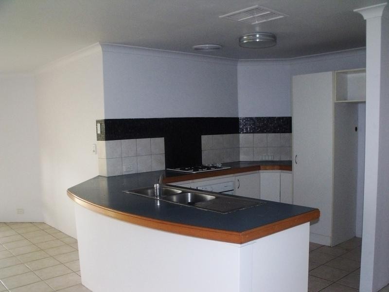 122 Balladong Loop, Carramar WA 6031