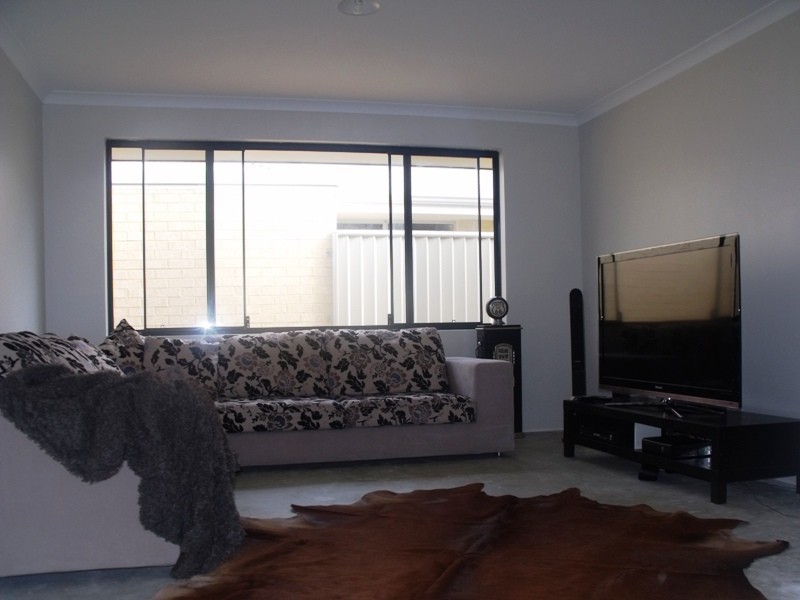 5 Bowline Ave, Alkimos WA 6038