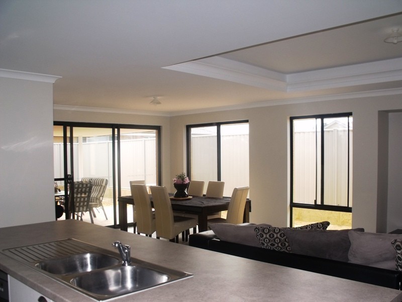 5 Bowline Ave, Alkimos WA 6038