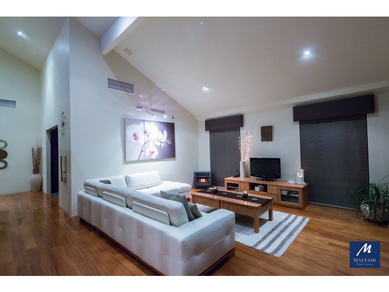 21 Chilworth Road, Butler WA 6036