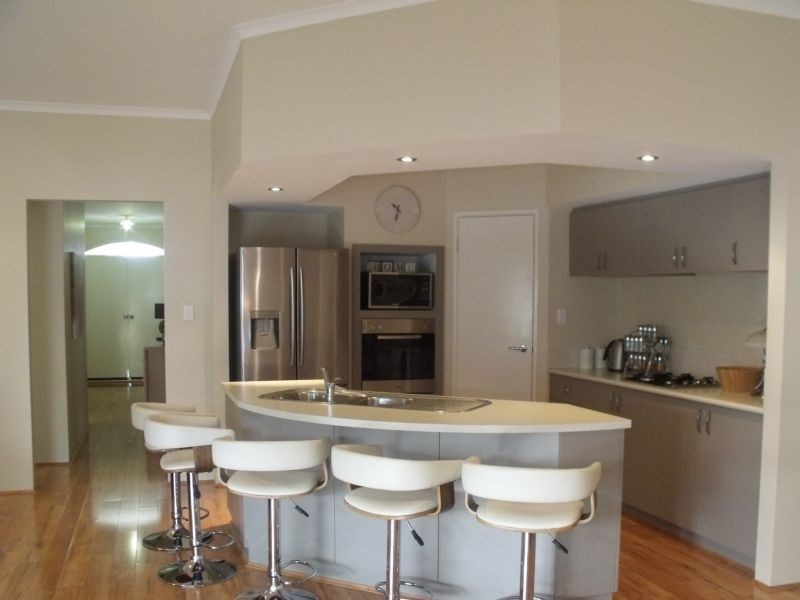 15 Masthead Close, Jindalee WA 6036