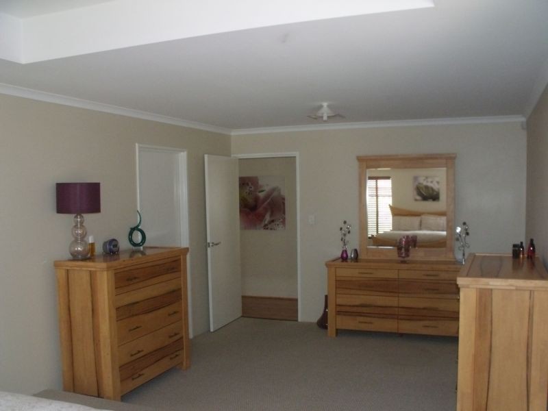15 Masthead Close, Jindalee WA 6036
