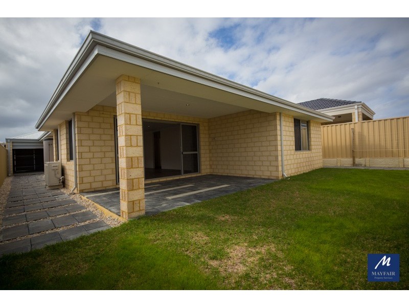 64 Billericay Circuit, Butler WA 6036