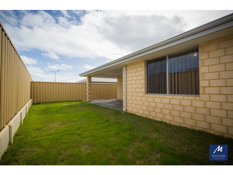 64 Billericay Circuit, Butler WA 6036