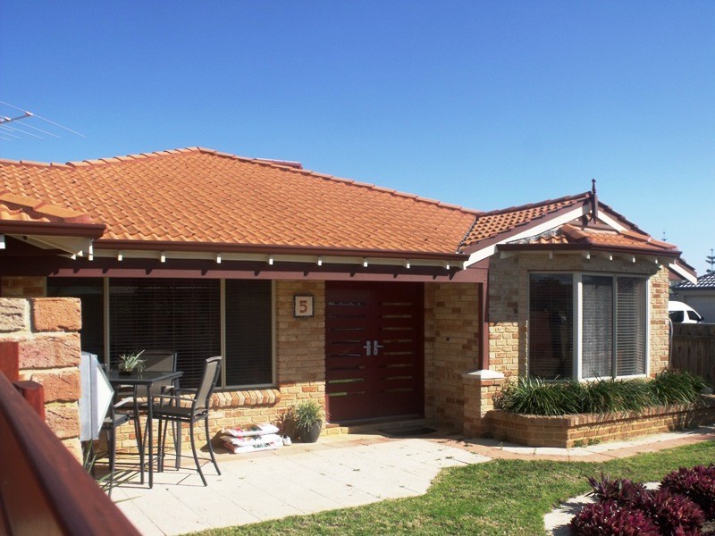 5 Karmoy Place, Mindarie WA 6030