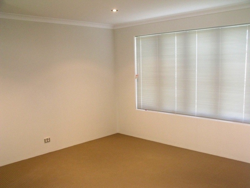 25 Barquentine Ave, Jindalee WA 6036