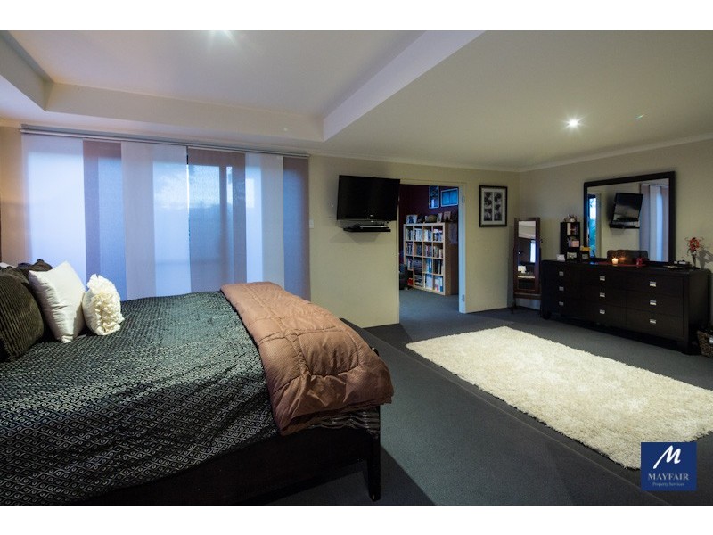 4 Builth Way, Butler WA 6036