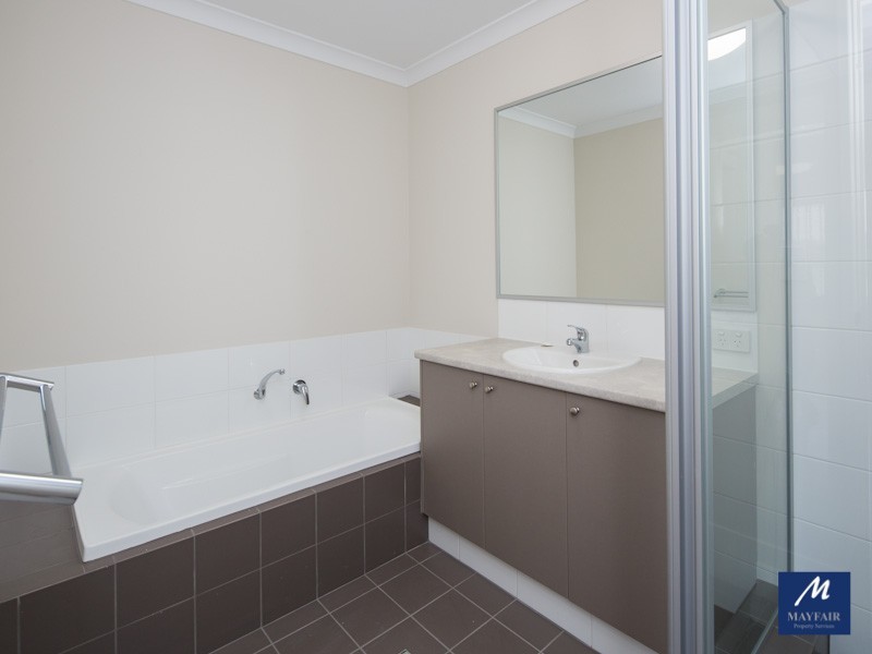 13A Romsey Glade, Butler WA 6036
