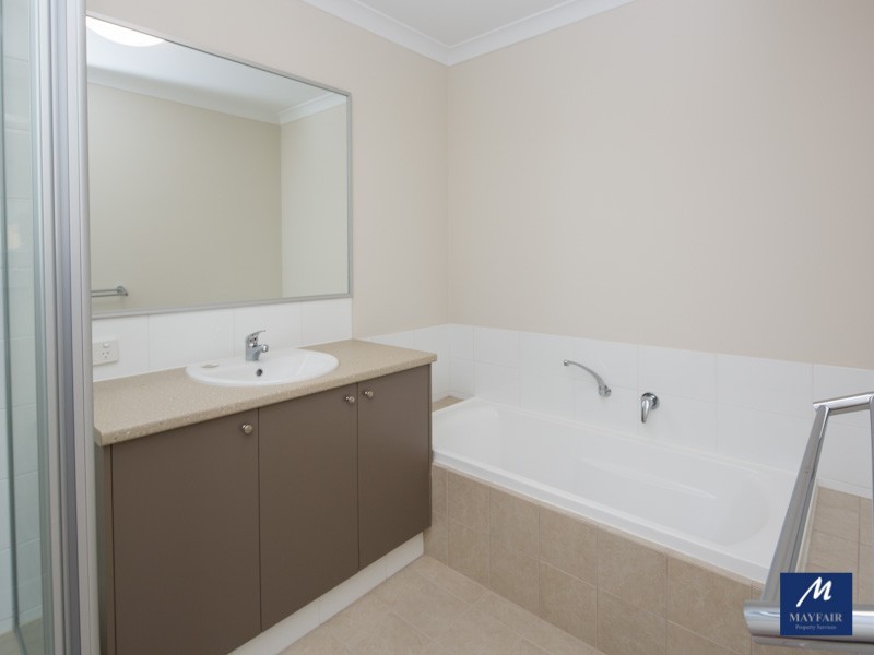 13B Romsey Glade, Butler WA 6036