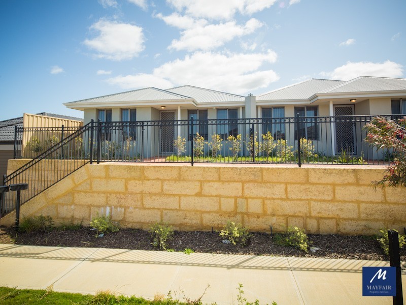 13B Romsey Glade, Butler WA 6036